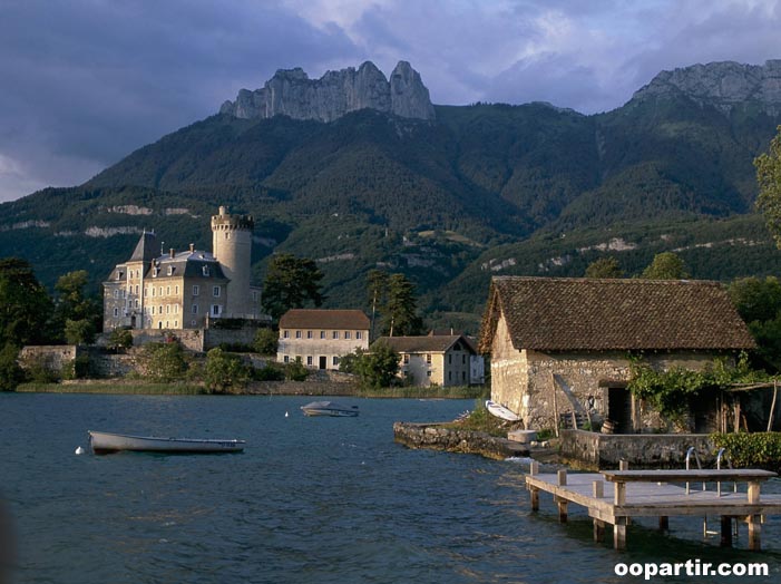 Château de Duingt, lac d'Annecy © Rhône-Alpes