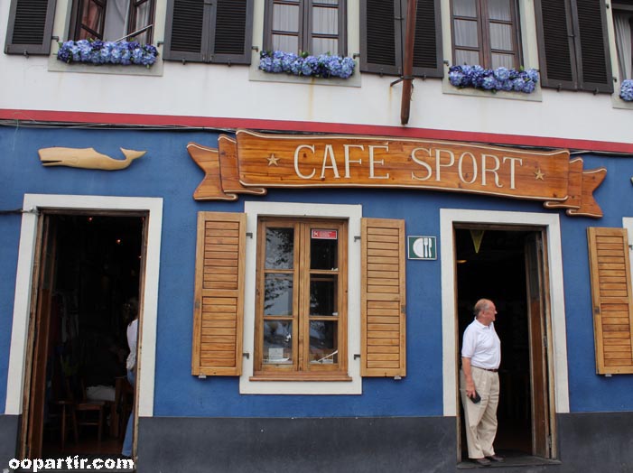 Peter Café Sports à Horta (île de Faial) © oopartir.com